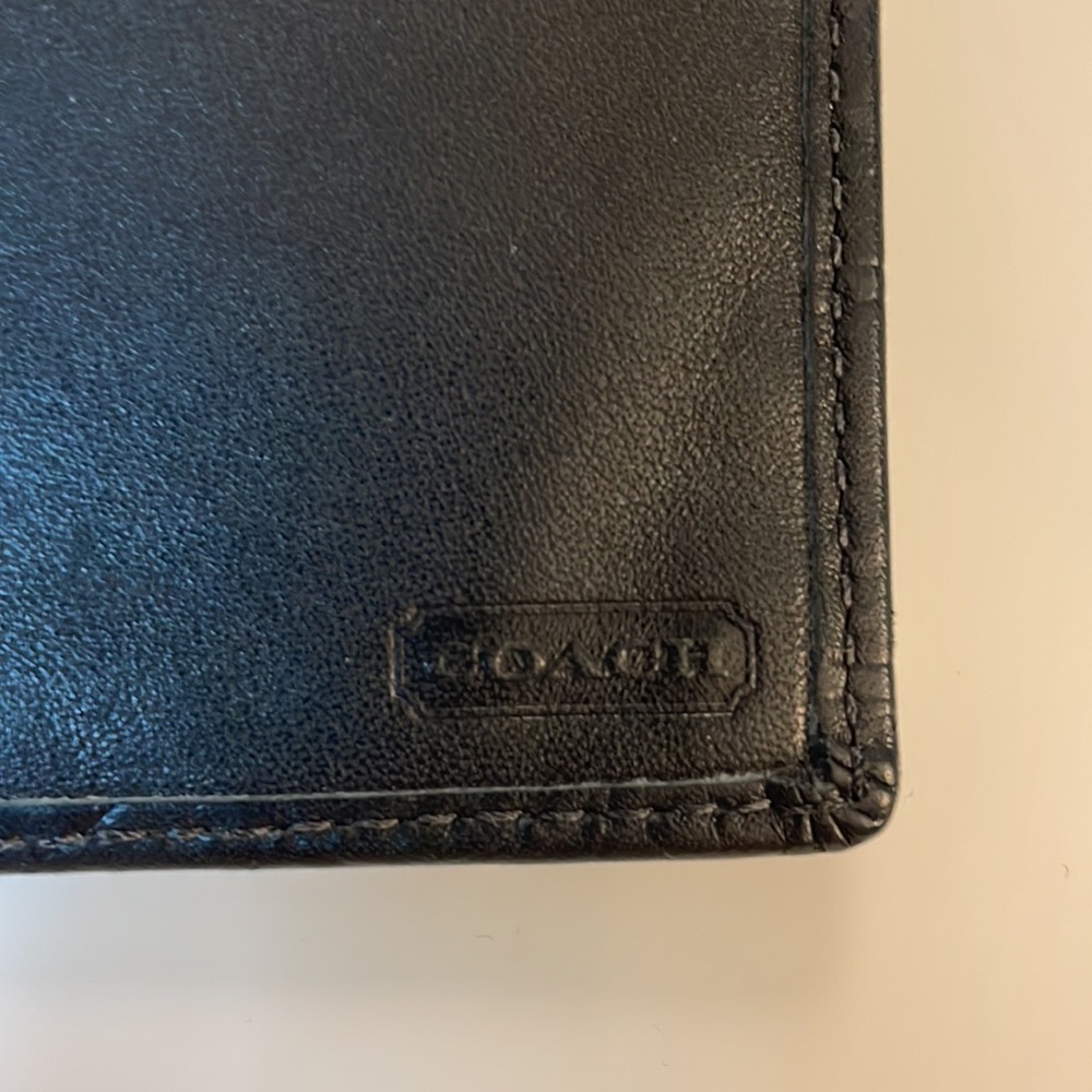Coach leather bifold wallet - Picture 4 of 7